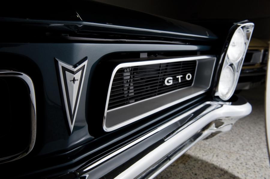  Pontiac GTO Convertible 1965 года  (фото 38 из 44)